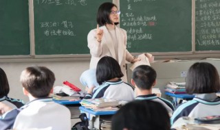 关于英雄人物的故事 关于英雄人物的故事有哪些