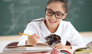 关于梦的诗句（关于梦的诗句爱情）