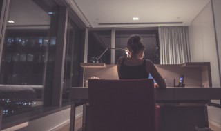 深夜朋友圈励志精彩句子 深夜朋友圈励志短句心情