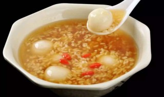 汤圆和米酒一起怎么煮（汤圆配米酒）