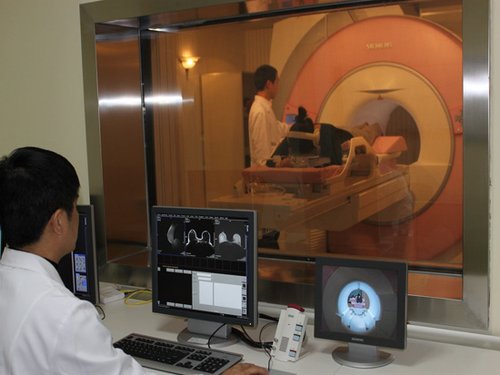 女性做磁共振CT的有危害影响吗 经常做ct和磁共振对人体有害吗