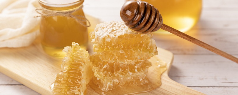 蜂蜜真假鉴定方法 蜂蜜如何鉴定真假
