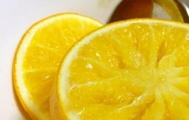 蒸橘子和烤橘子有什么区别（蒸橘子和烤橘子有什么区别和功效）