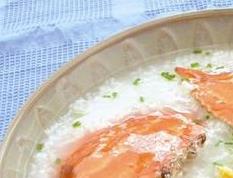 海蟹糯米粥的材料和做法步骤（蟹肉粥的做法窍门）