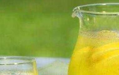 喝柠檬水的禁忌 喝柠檬水的禁忌有哪些