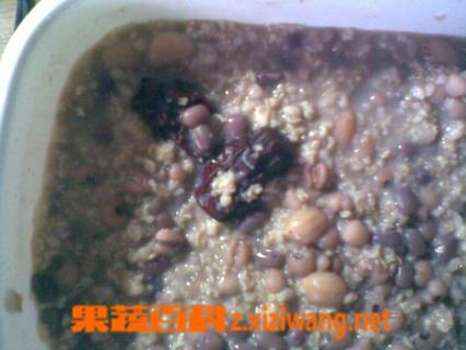 红豆薏米燕麦粥做法（红豆燕麦米粥的做法）