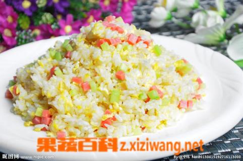 蛋炒饭材料和做法步骤（蛋炒饭的做法及配料窍门）