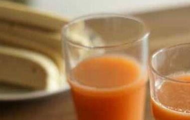胡萝卜汁的功效与作用 芹菜胡萝卜汁的功效与作用
