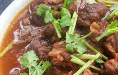 怎样炖牛肉又烂又好吃 在家怎样炖牛肉又烂又好吃