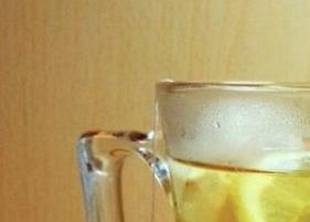 柠檬蜂蜜红茶的功效与作用 柠檬蜂蜜红茶的功效与作用及禁忌