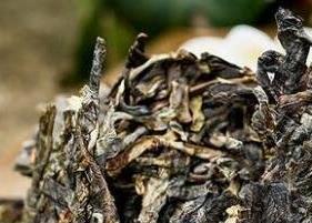 普洱茶生茶砖和白茶有什么区别 白茶砖和白茶有何区别