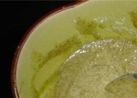 绿茶粉面膜做法和用法（绿茶面膜的做法大全）