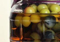 水果泡酒的危害性 水果泡酒的危害性有哪些