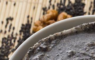 黑芝麻核桃粉汤的功效 黑芝麻核桃汤的作用