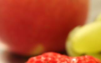 吃水果好处_多吃水果能使骨骼更强健 对骨骼好的水果