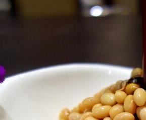 怎么做醋泡黄豆 怎么做醋泡黄豆,吃了有什么好处