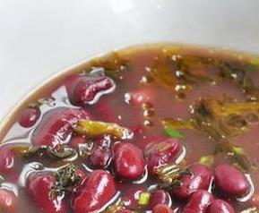 酸菜红豆汤的材料和做法步骤 红小豆酸菜汤的做法