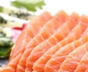 三文鱼排的营养价值和功效作用 三文鱼的营养价值和副作用