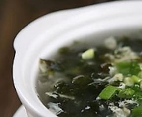 紫菜海带汤的功效与作用（紫菜海带汤的功效与作用及营养）