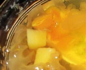 银耳汤可以过夜吗（熬多了的银耳汤可以过夜吗）