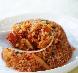 怎么样做韩国泡菜炒饭 怎么样做韩国泡菜炒饭好吃