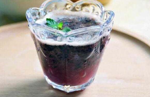 蓝莓饮的功效与作用 蓝莓果饮的功效与作用