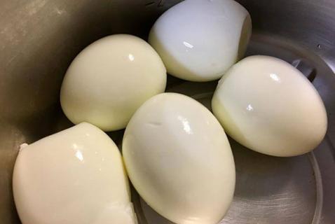 核桃枝煮鸡蛋的功效与作用 核桃枝煮鸡蛋的功效和作用