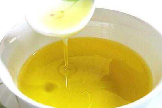 空腹吃山茶油的功效与作用 空腹吃山茶油的功效与作用及禁忌
