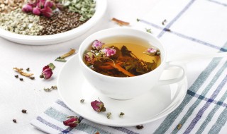 荷叶和玫瑰花茶的作用 玫瑰荷叶茶有什么用