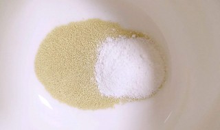 泡打粉和酵母有什么区别 酵母和泡打粉的区别是什么