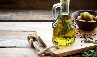橄榄油含有不饱和脂肪酸吗 橄榄油富含不饱和脂肪酸吗