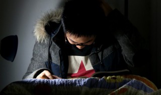 孩子上课老走神注意力不集中（孩子上课老走神注意力不集中吃点什么药好?）