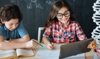 夸张的诗句 含有夸张的诗句