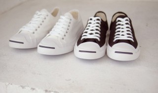 白色板鞋怎么系鞋带 白色板鞋系鞋带方法