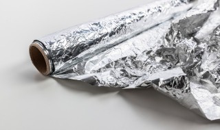 锡箔纸和铝箔纸有什么区别（锡箔纸和铝箔纸有什么区别吗）
