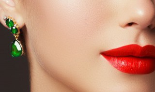 成都翡翠毛料市场（昆明翡翠毛料市场）