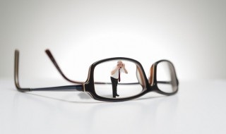 眼镜布可以用肥皂洗吗 眼镜布可不可以用肥皂洗