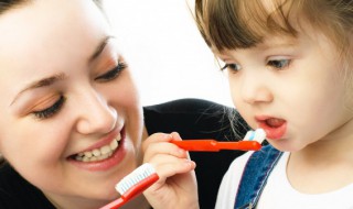儿童牙膏含氟的有哪些牌子 儿童有氟牙膏是哪些牌子