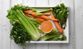 哪些蔬菜水果不适合放冰箱保存的 冰箱里不适合存放哪些蔬菜水果