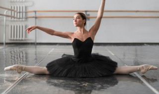芭蕾舞起源于哪里 芭蕾舞起源于哪里发展于哪里
