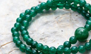 翡翠玉佩养护 翡翠养玉的方法