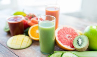 把水果打成果汁喝会不会破坏营养 水果榨成汁的危害