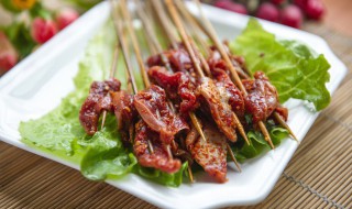 羊肉串是羊的哪个部位（羊肉串是羊的什么部位）