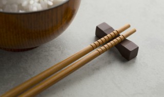 新买的筷子怎样处理才可以用（新买的筷子要怎么处理才能用）