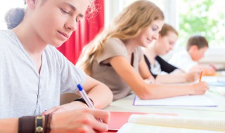 高级技工证怎么考（杭州高级技工证怎么考）