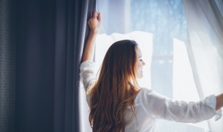 防盗窗脏了如何清理 防盗窗里的窗户怎么清洁