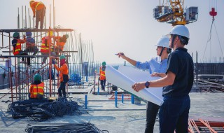 埃菲尔铁塔的由来 埃菲尔铁塔的由来及典故