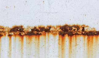 生锈的铁怎么快速除锈（生锈的铁怎么快速除锈 可乐）