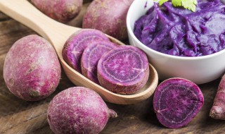 紫薯冰皮月饼的做法（紫薯冰皮月饼的做法及配方）