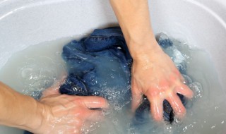 羊毛衣领发黄怎么清洗 羊毛衫衣领发黄用什么洗